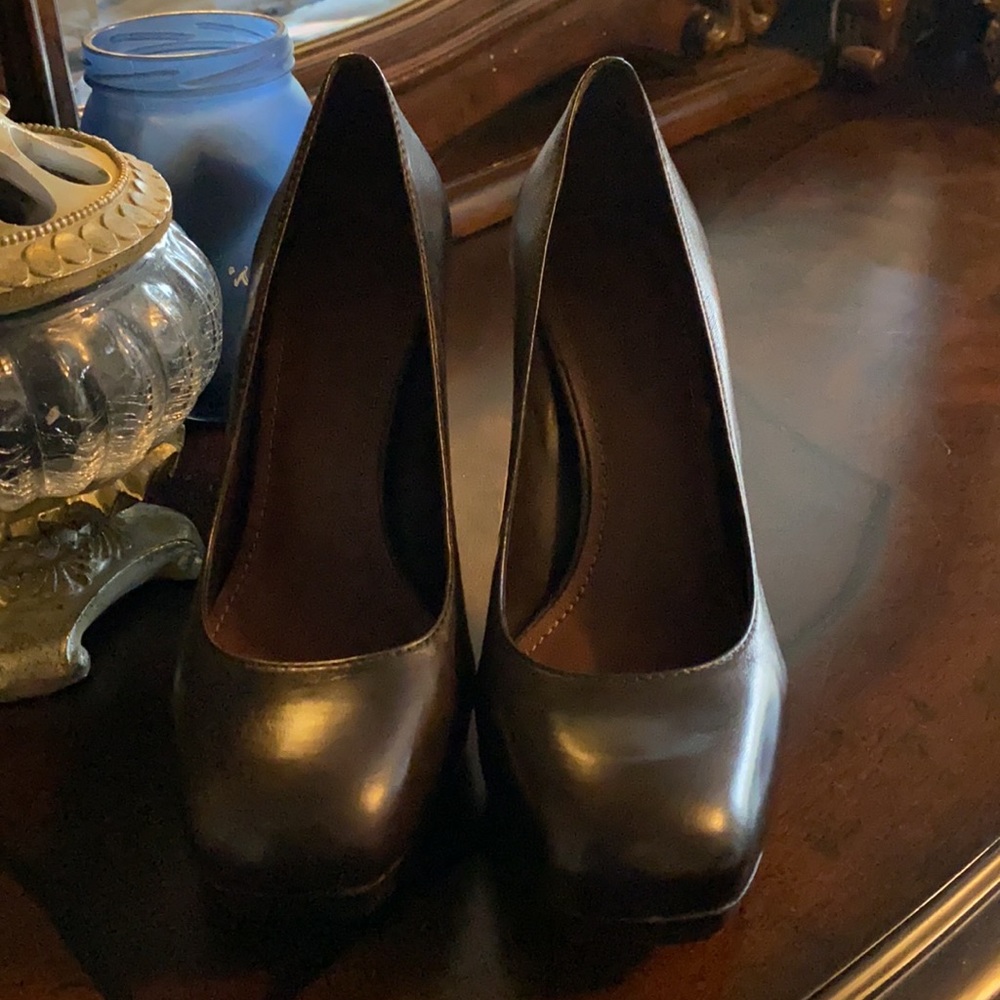 GIANNI BINI Brown Leather Platform Pumps Size 8.5